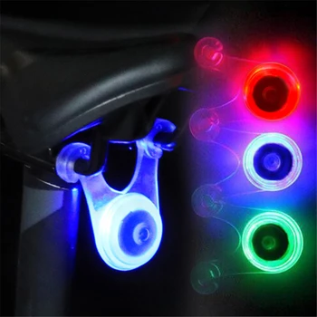 אופניים זנב אור אחורי עמיד למים תלייה LED רכיבה על אופניים אחורי פלאש 3 מצבי תאורה סיליקון כרית מושב דיבר אורות